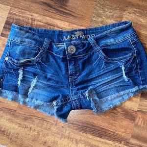 Jean shorts! Always famous!